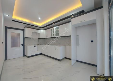 Kaplan Gayrimenkul’den Şehir Hastanesi Yakını 2+1 110m² Özel Garajlı Satılık Daire