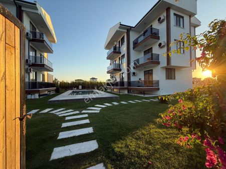 Stop’tan Şerefler’de *havuzlu Klimalı* 2+1 Satılık Daire