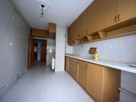 Nasip Emlak'tan Satılık 3+1 Masrafsız Uygun Fiyatlı Daire