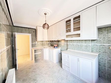 Hayalpark'da_geniş_güney_doğu_batı_cepheli_d.gazlı_3+1_5.kat_