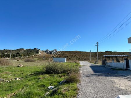 Seferihisar Düzce Mahallesinde 438 M2 Satılık Villa İmarlı Arsa