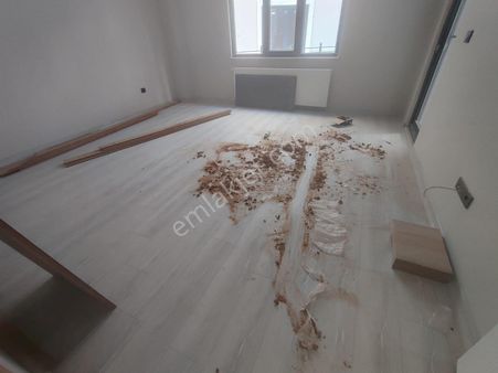 Edremit Turhanbey Mahallesinde 1.sinif İşçilik