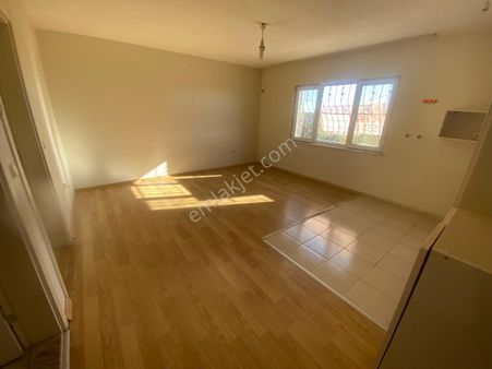 Atc'den Ertuğrulgazi Mahallesinde Akkuyu Toki'de 1+1 Kiralık Daire