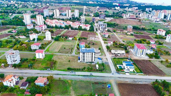 6 Kat 1.80 Emsal Pamuklu Bulvarına 2. Parselde Arsa