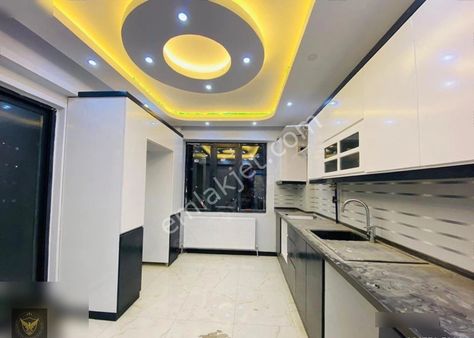 Beylikdüzü Merkez'de İster Yatırımlık İster Oturum 3+1 Dairemiz