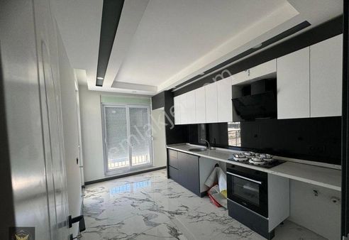 Beylikdüzü Metrobüse Yürüme Mesafesinde 2+1 Otoparklı Dairemiz