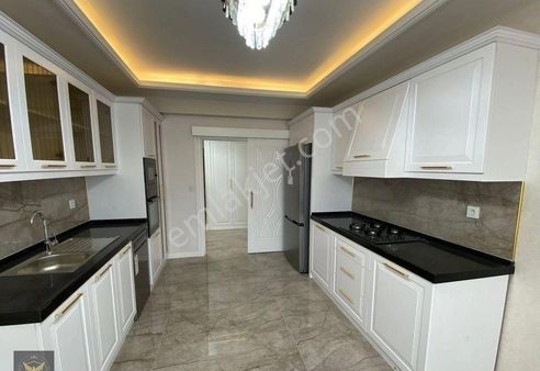 Şahin İnşaat'tan Mütik Site İçersinde Satılık Daire