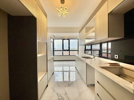 Çiftçioğullarından Çift Bloklu Sitede Y.ısıtma G.odalı Lüx 2+1