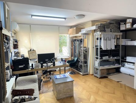 Amerikan Hastanesi Yanı Başında, 120m2 Otoparklı 2+1 Giriş Katı