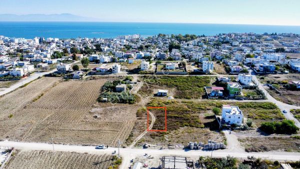 Adana Karataş Kemaliye Mah Denize 5 Dk Mesafe'de 422m² Arsa