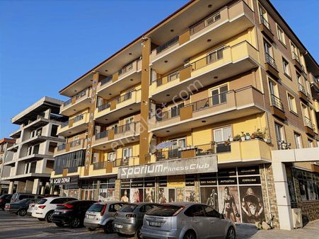 Gömeç'te Site İçerisinde Satılık Geniş Ebeveyn Banyolu 3+1 Daire