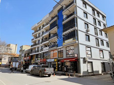 Gömeç Merkezde 2+1 Kapalı Mutfak Doğalgazlı Arakat Kiralık Daire