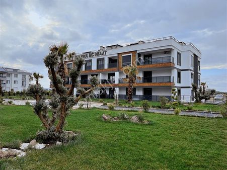 Bağdel Emlaktan Gömeç'te Site İçerisinde Satılık 1+1 Daire