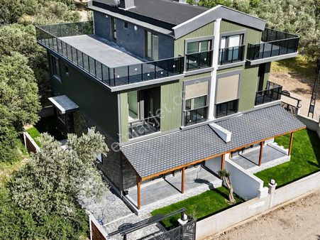 Akçay Aras Emlaktan Zeytinlide 4+1 Muhteşem Villa