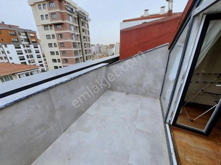 Erenköy'de Satılık Fırsat 4+1 Dubleks Daire Kat Mülkiyet Tapulu Ebeveyn Banyolu