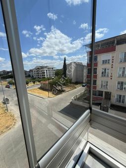 Millet Bahçesine Yakın Ara Kat 160m² Kiralık Daire