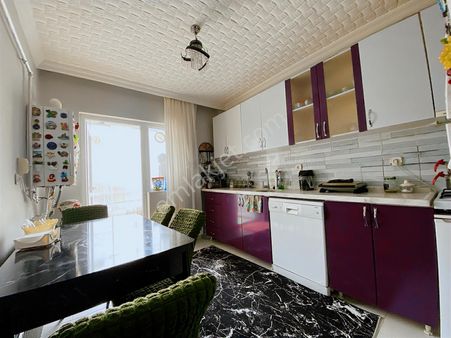 ꧁▇yılmaz'dan▇꧂merkezi Konumda Masrafsız Katta 3+1 Daire