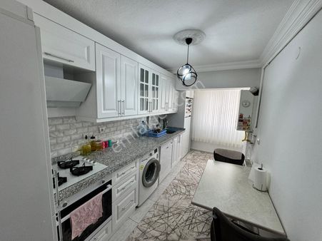 Sym'den Malazgirt Mh Ara Katta Asansörlü Çift Balkonlu Yapılı 3+1 Daire!!!