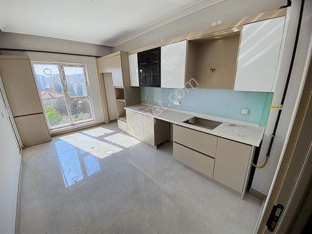 ꧁▇yılmaz'dan▇꧂site İçerisinde Ebeveyn Banyolu Sıfır 3+1 Daire