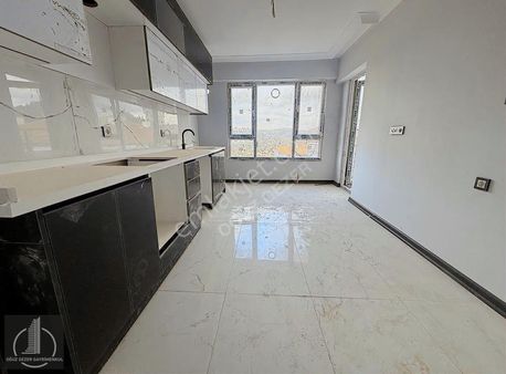 **oğuz Gezer Gayrimenkul'den 3+1 Katta Site Konsepti Daire**