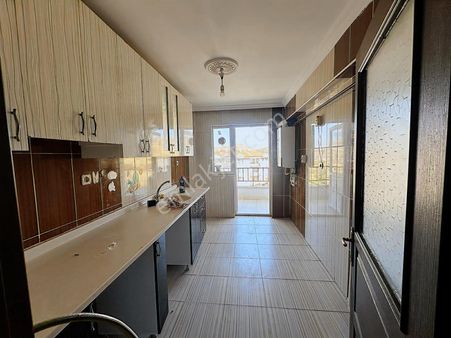 ꧁▇yılmaz'dan▇꧂cadde Üzeri Asansörlü Masrafsız Ara Kat 3+1 Daire