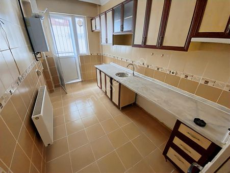 ꧁▇yılmaz'dan▇꧂cadde Yakınında Masrafsız 3+1 Giriş Kat Daire