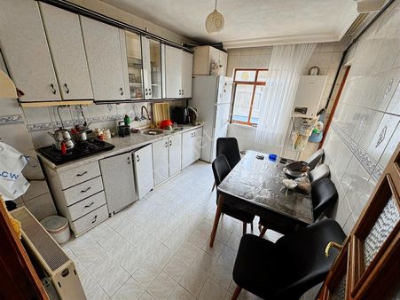 ꧁▇yılmaz'dan▇꧂sağduyu Cadde Yakını Ara Katta 3+1 Daire