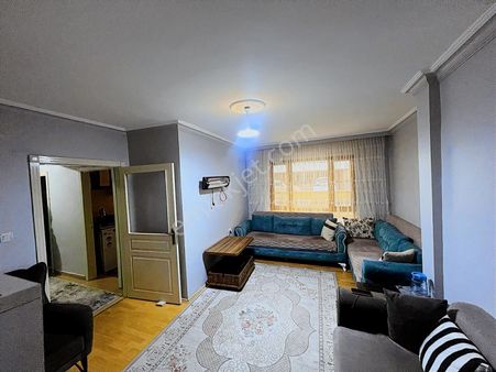 ꧁▇yılmaz'dan▇꧂cadde Yakını İskanlı 3+1 Giriş Kat Daire