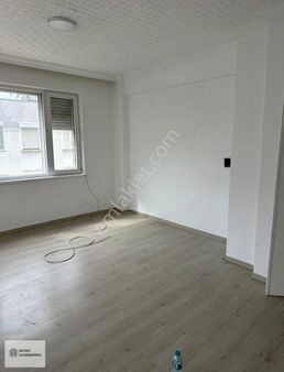 Haşim İşcan Yanı 2+1 Ayrı Mutfaklı Daire 100 M2