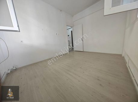 Elit Emlak'tan Efendi Mahallesi'nde Kiralık Daire