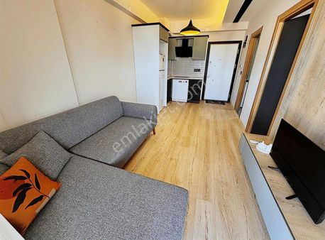 Real Center\\arakat Balkonlu Eşyalı Kiracılı 1+1