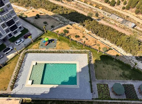 Real Center\\muhteşem Manzaralı, Site İçinde Havuzlu Satılık 2+1