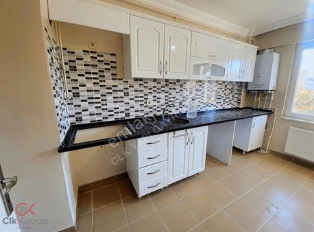 Clk'dan 75.yıl Mahallesinde Kiralık 3+1 Bahçeli Villa