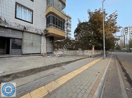 Metropolde Satılık Dükkan