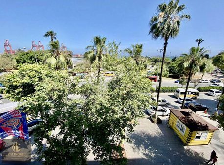 Liman Ve Mersin Oteline Yakını Satılık Ofis Deniz Manzaralı