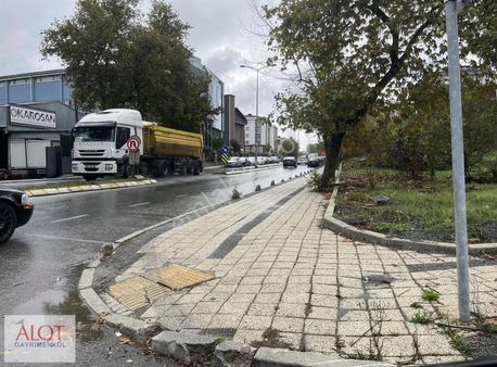 Sancaktepe Osmangazi Mahallesinde Kiralık 2+1