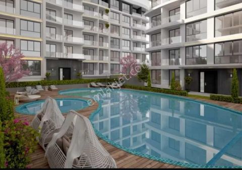 Truva'dan Çakırlar Korusu Yanı-denize 600m'de- Havuzlu Sitede 1+1