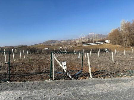 400 M2 Hisse Tapulu Elektrik Su Mevcut Hazır Bahçe