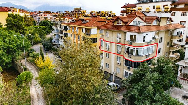 Alanya Hacet 3+1 Ayrı Mutfak Eşyalı Manzaralı Fırsat Geniş Daire