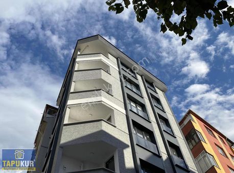 Tapukur'dan Bahçelievler Hürriyet'te Satılık 2+1 110m2 Daire