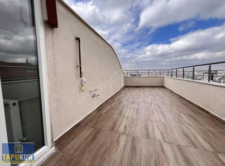 Yenibosna Radarda 2023 Yapımı Bina Da Satılık 4+1 Dublex Daire