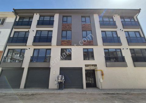 Rw Milyon'dan Şirintepe'de Örme Sk Yakını Satılık 1+1