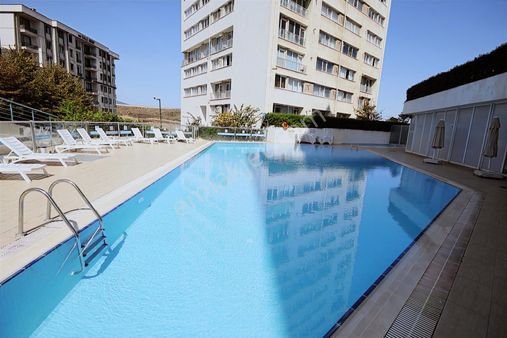Pendik Dizayn Sitesi Manzaralı 1+1 Ful Eşyalı Fırsat Daire