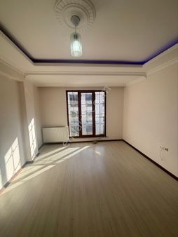 Metrobüse Yürüme Mesafesinde 2+1 Daire