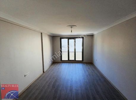 Sultanbeyli Adil Mahallesinde 2+1 Geniş Kullanışlı Satılık Daire