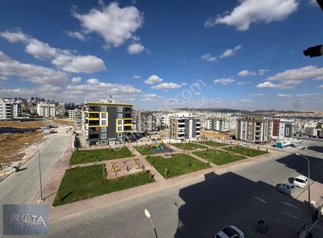 Rota Emlak Tan Satılık 3+1 Batıkent Mahallesi'nde Havalesiz