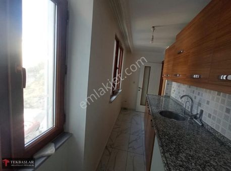 Tekbaşlar'dan Taşoluk Ta Kiralık Asansörlü Çift Cepheli Daire