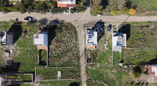 Fırsat!! Dikili Onurkent Sitesinde Satılık Köşe Arsa