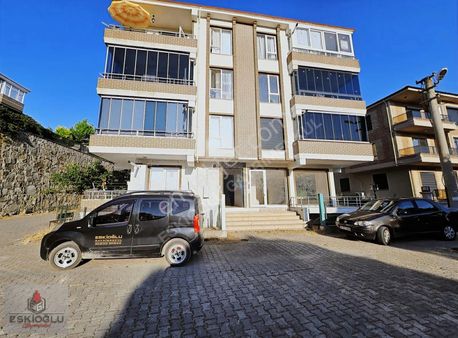 Karasu Hastane Yanı Merkezi Konumda Eşyalı Kombili 2+1 Daire