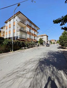 Fırsat!!!_ışıklar Mah Süper Konumda Arakat Bakımlı 3+1 Daire